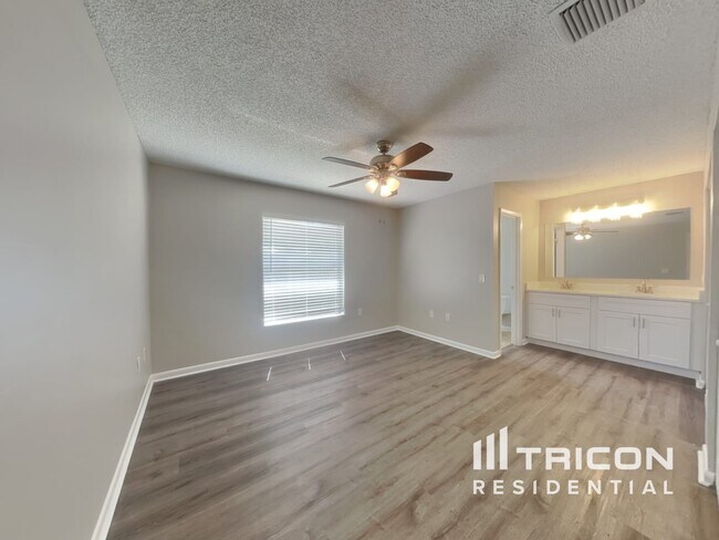 Foto del edificio - 2510 Cherry Blossom Ct