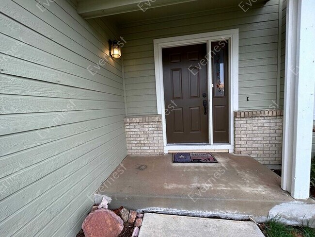 Building Photo - 835 Eagle Bend Dr