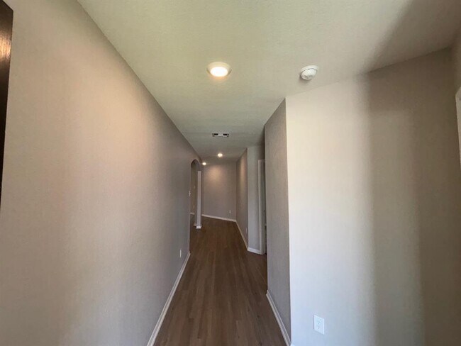 Building Photo - 10539 Copper Ridge Dr