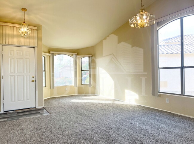 Building Photo - 2207 S Peppertree Ct