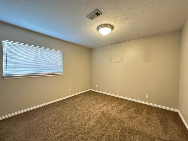 Foto del edificio - Spacious West Jordan Home Available!