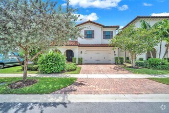 Building Photo - 1052 SW 113th Way