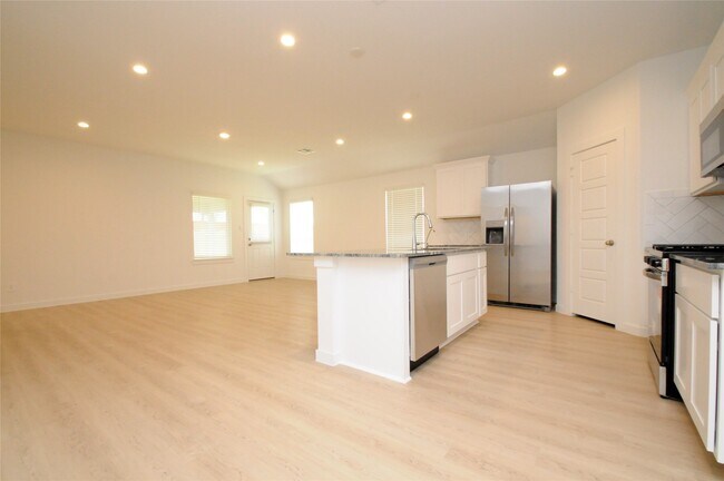 Foto del edificio - 1410 Island Grove Dr