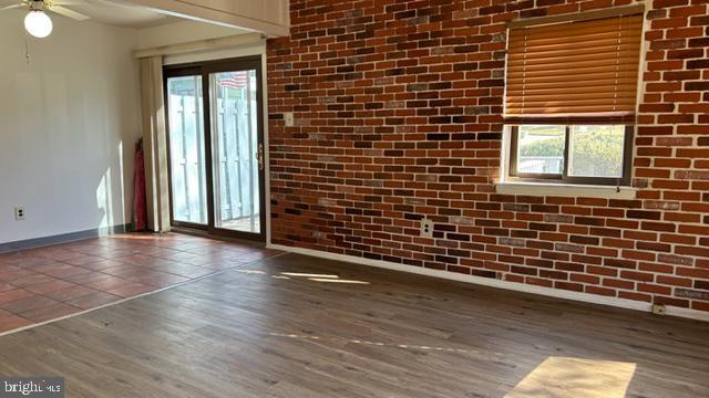 Foto del edificio - 22 Maplewood Ct