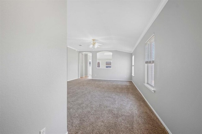 Building Photo - 500 Lafayette Square Dr