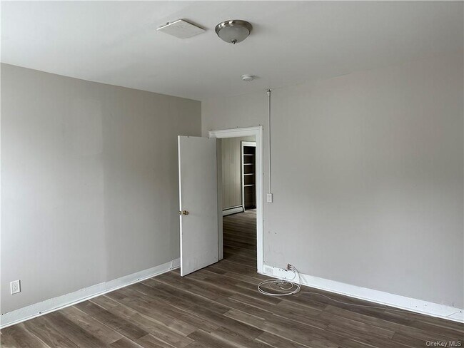 Building Photo - 23 Jewett Ave