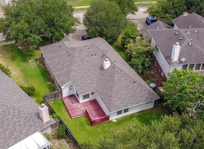 Building Photo - 14814 Mills Park Ln