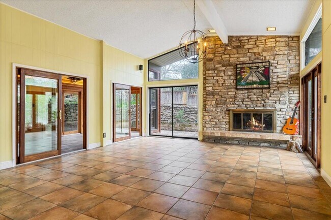 Foto del edificio - 209 Finn St