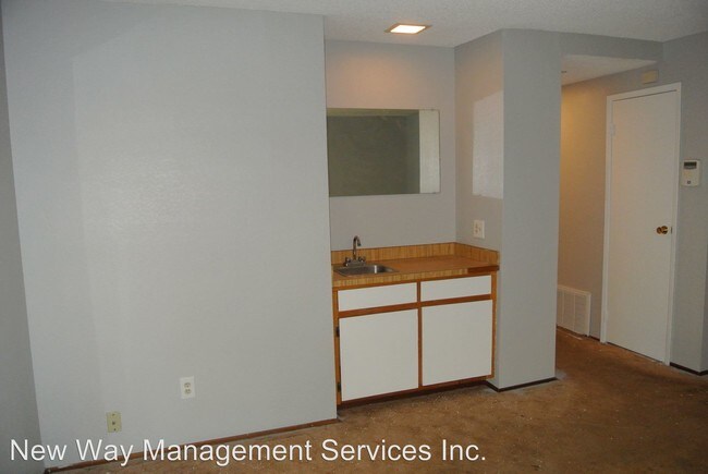 Foto del edificio - 5 br, 2 bath House - 778 Stoneman Avenue