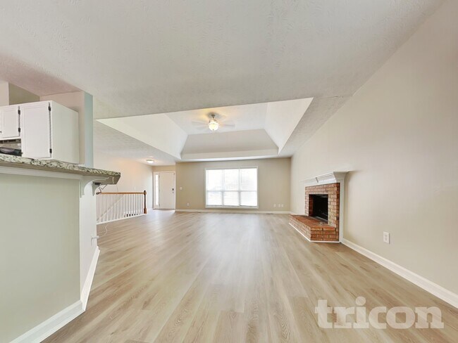 Building Photo - 2114 Lindley Ln