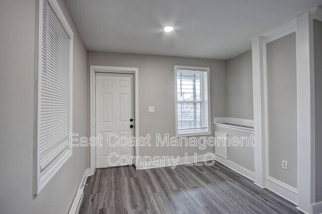 Foto del edificio - 122 S Carey St