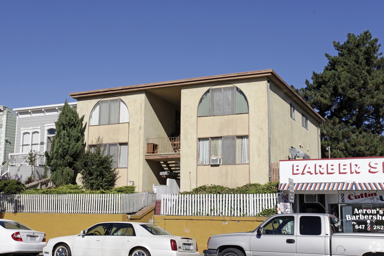 Building Photo - 638 Florida St