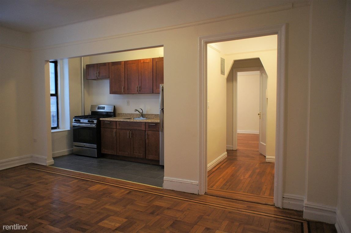 1 br, 1 bath - 2160 Bolton St - 1 br, 1 bath  - 2160 Bolton St