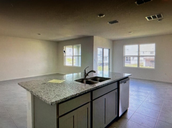 Building Photo - 2522 Sandy Crk Ln
