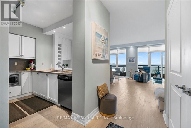 Building Photo - 58-358 Marine Parade Dr