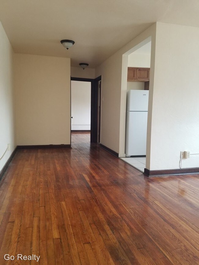 Foto del edificio - 2449 Brighton Rd