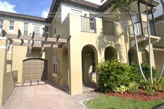Building Photo - 6855 Julia Gardens Dr