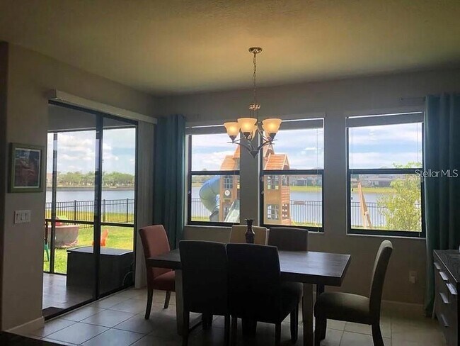 Foto del edificio - 10061 Sage Creek Dr