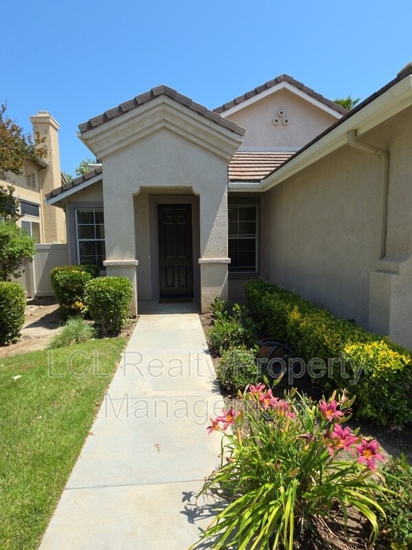 Foto del edificio - 28943 Baywater Dr