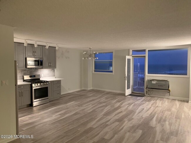 Foto del edificio - 675 Ocean Ave N