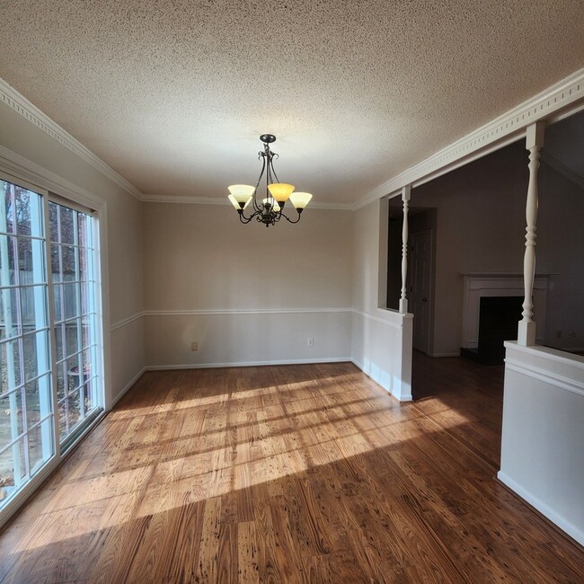 Foto del edificio - 103 Brams Ct