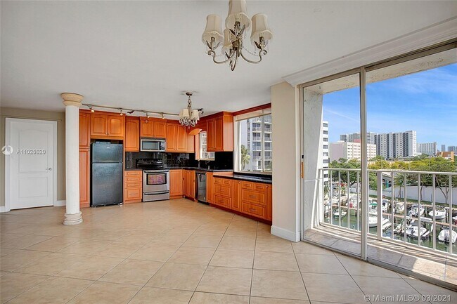 Foto del edificio - 1740 NW N River Dr