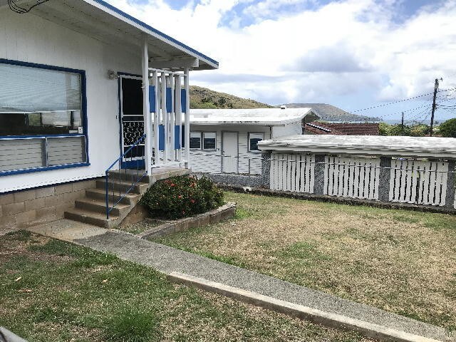 Building Photo - 397 Anolani St