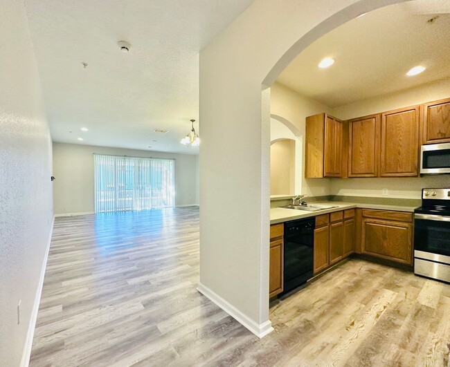 Foto del edificio - Avalon Park Townhome for Rent