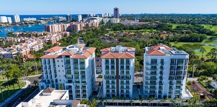 Building Photo - 485 E Royal Palm Rd