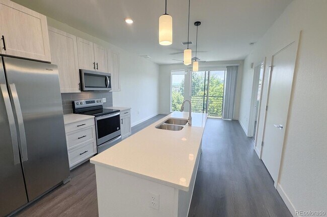 Building Photo - 4900 W 29th Ave