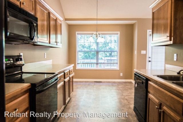 Foto del edificio - 3 br, 2 bath House - 3745 Kendra Court North