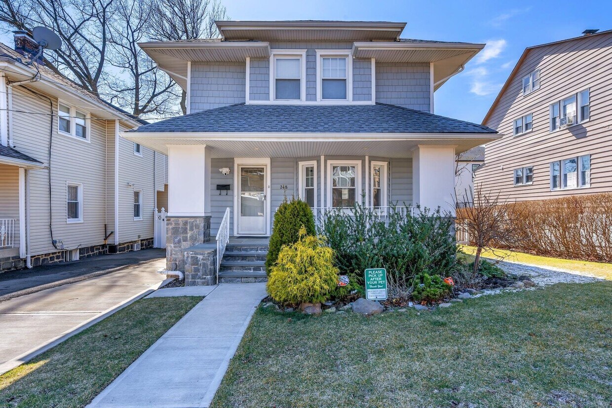 248 Morningside Ave, Cliffside Park, NJ 07010 Condo for Rent in