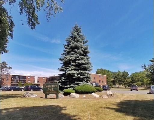 Foto del edificio - 900 Governors Dr