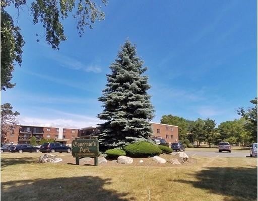 Building Photo - 900 Governors Dr