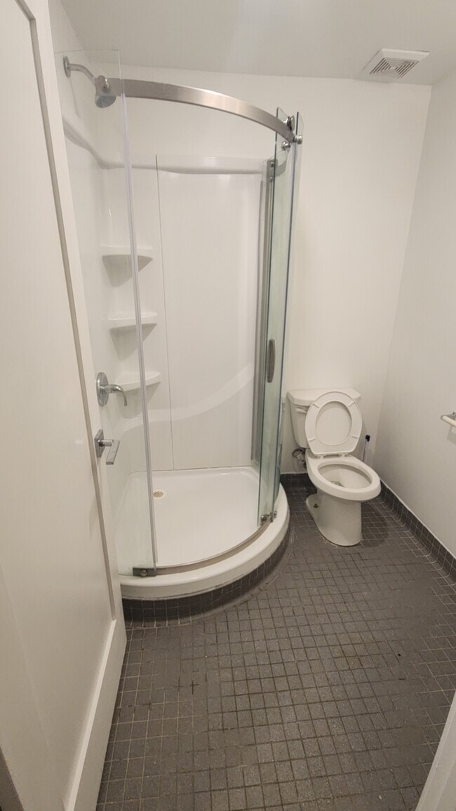 Foto del edificio - 624 N 12th St