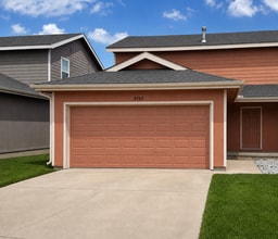 Building Photo - 2752 S Glenview Ave