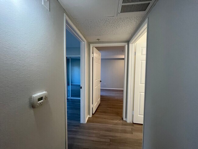 Interior Photo - 315 S Virgil Ave