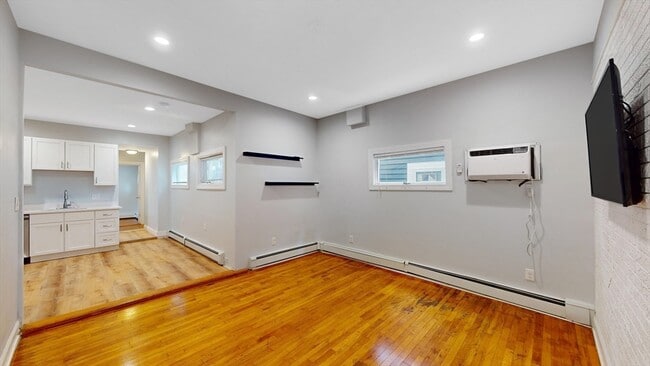 Foto del edificio - 78 Trenton St