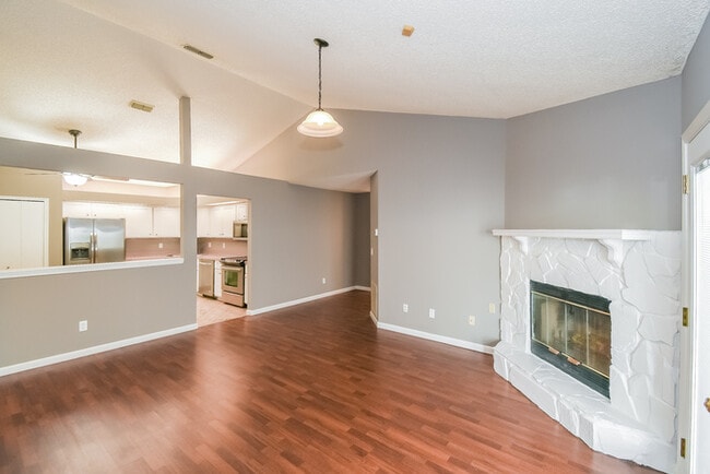 Building Photo - 1876 Ontario Ct