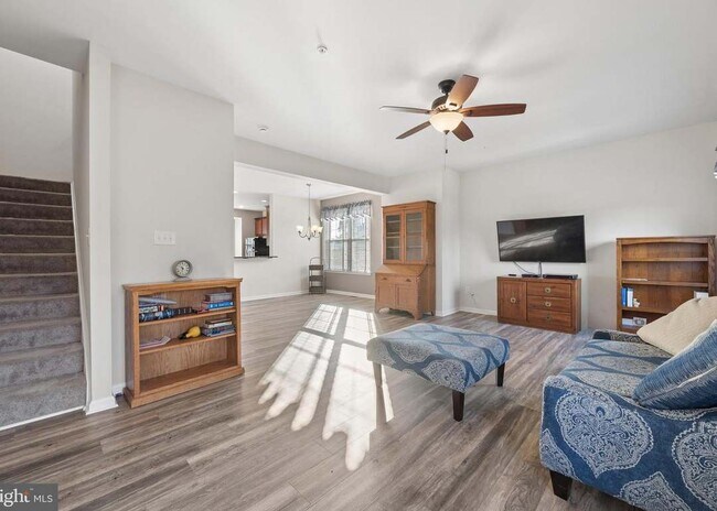 Building Photo - 10367 Lantern Ln