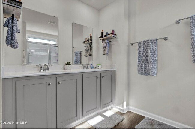 Building Photo - 210 Avocet Wy