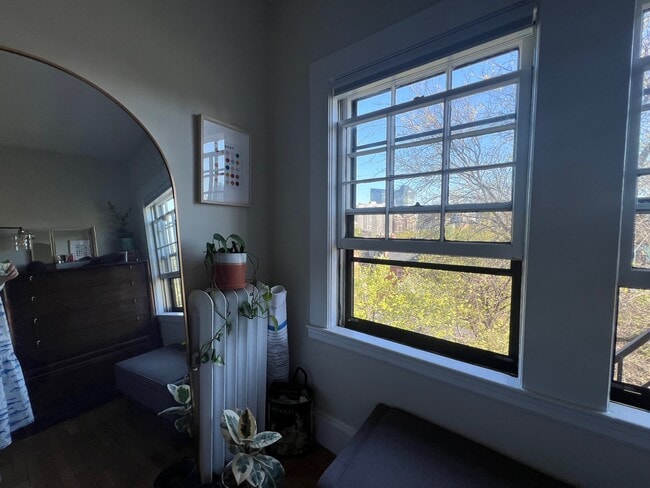 Building Photo - 85 Mount Vernon St