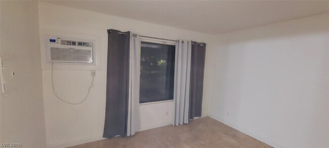 Foto del edificio - 305 N 10th St