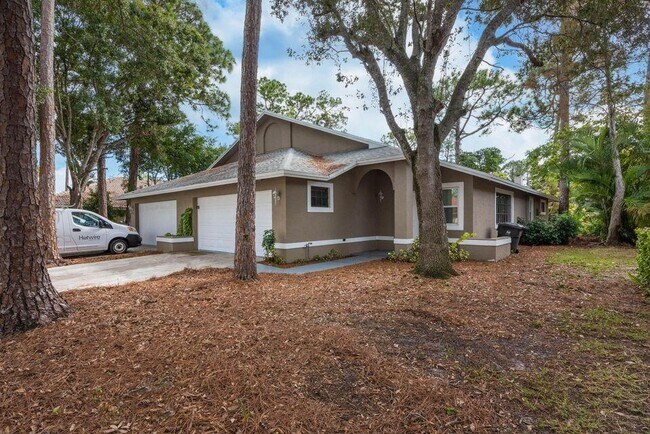 Foto del edificio - 1025 Staghorn St