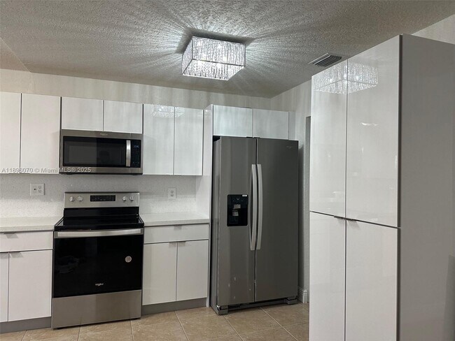 Foto del edificio - 6500 W 25th Ln