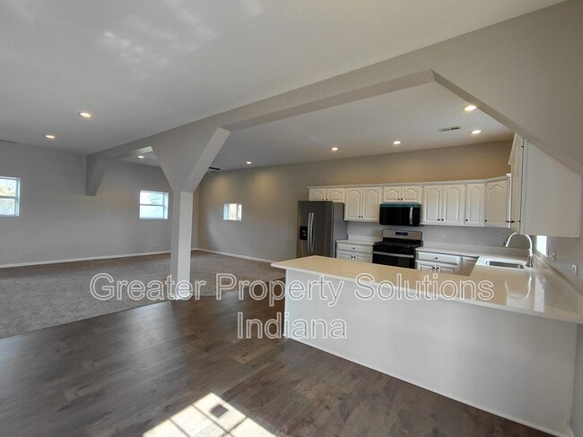 Building Photo - 9053 W 155th Ave