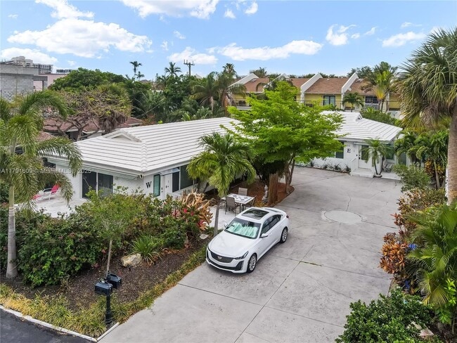 Building Photo - 4512 Sea Grape Dr