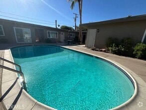 Building Photo - 45421 Sunset Ln