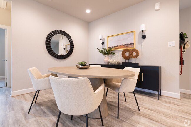 Foto del edificio - Live Rent-Free Up to 8 Weeks!