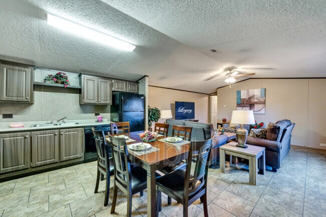 Foto del edificio - 3525 E Elizabethtown Rd